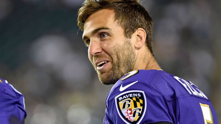 The report signing Browns DE is confusing Joe Flacco? 