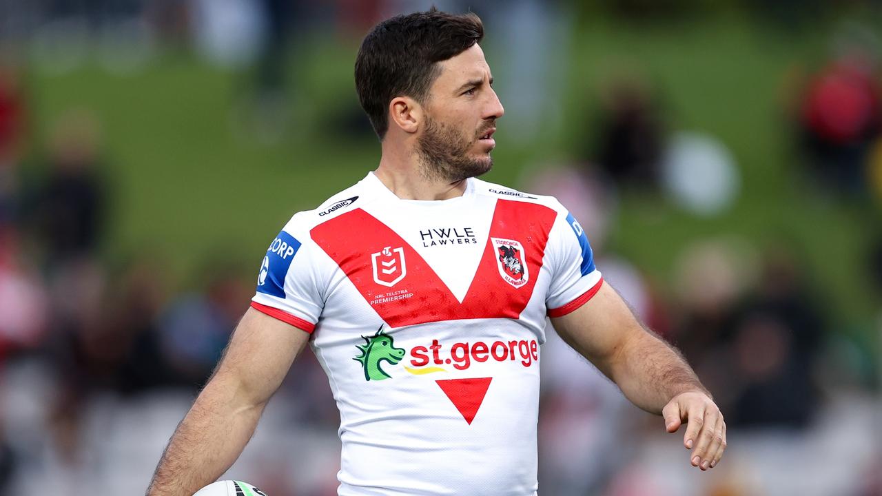 good news:Dragons and Ben Hunt begin contract extension negotiations until 2026……..