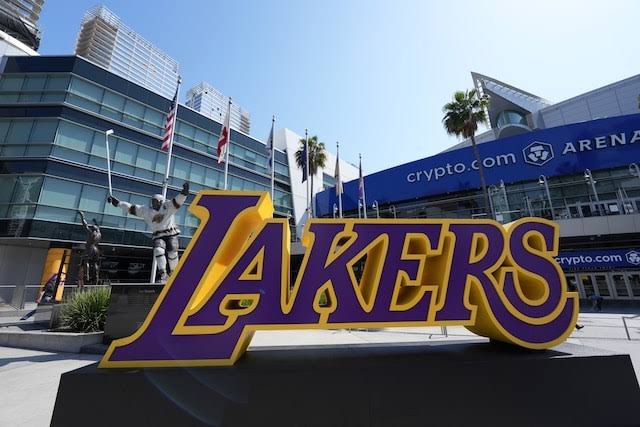 TRAGIC NEWS :The LAKERS Stadium is Currently on Fire….